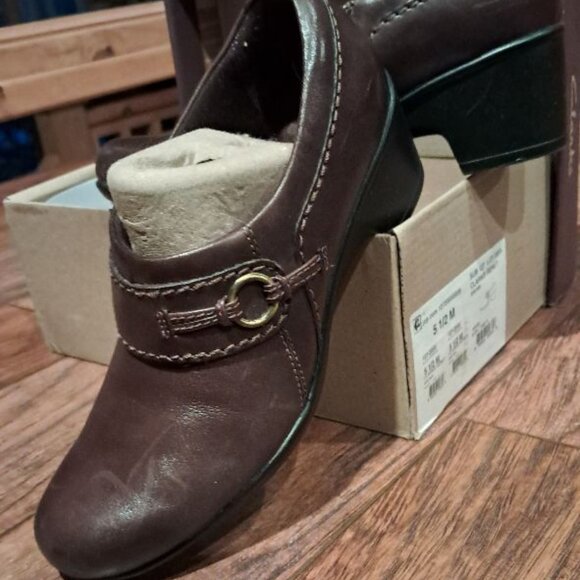 Clarks Shooties - Picture 7 of 7